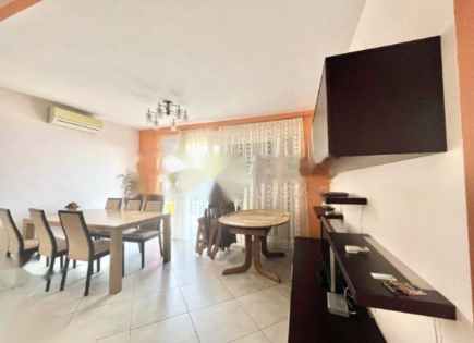 Квартира за 385 000 евро в Опатии, Хорватия