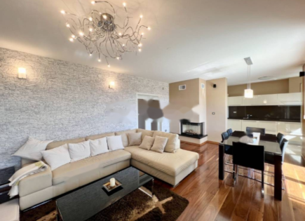 Квартира за 595 000 евро в Опатии, Хорватия