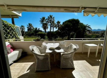 Квартира за 845 000 евро в Каннах, Франция