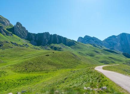 Земля за 30 000 евро в Плужине, Черногория