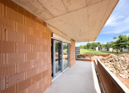 Квартира за 378 000 евро в Перое, Хорватия