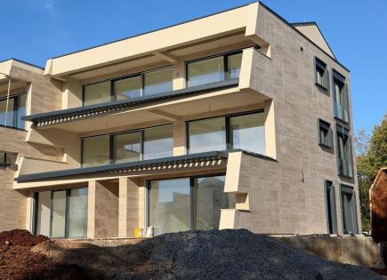 Квартира за 611 915 евро в Умаге, Хорватия