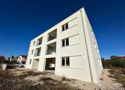 Квартира за 495 000 евро в Порече, Хорватия