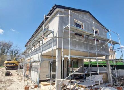 Дом за 600 000 евро в Светвинченате, Хорватия