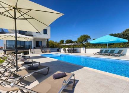 Дом за 1 545 000 евро в Фажане, Хорватия