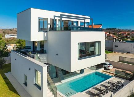 Дом за 2 250 000 евро в Медулине, Хорватия