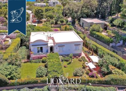 Вилла на Капри, Италия (цена по запросу)