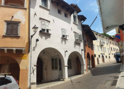 Квартира за 159 000 евро в Гориции, Италия