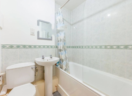 Квартира за 373 750 евро в Лондоне, Великобритания