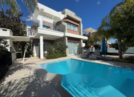 Квартира за 950 000 евро в Мутайяке, Кипр