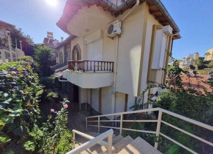 Вилла за 185 400 евро в Кестеле, Турция