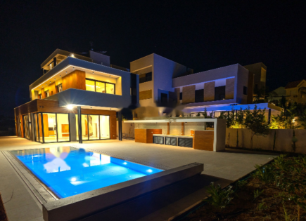 Квартира за 2 400 000 евро в Агиос Тихоне, Кипр