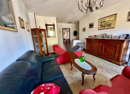 Квартира за 165 000 евро в Гориции, Италия