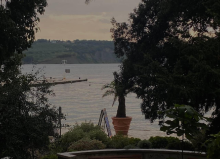 Дом за 1 250 000 евро в Изоле, Словения