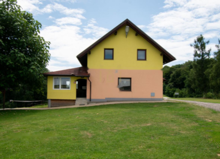 Ферма за 800 000 евро в Ленарте, Словения