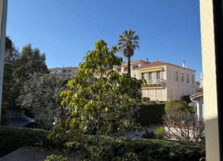 Квартира за 399 000 евро в Каннах, Франция