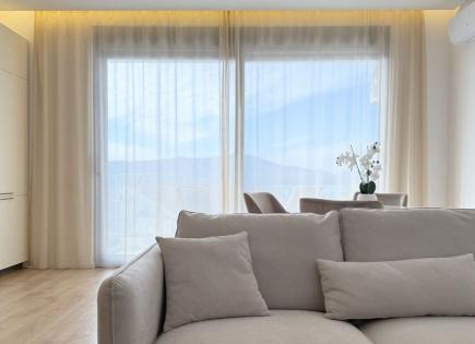 Квартира за 320 000 евро в Тивате, Черногория