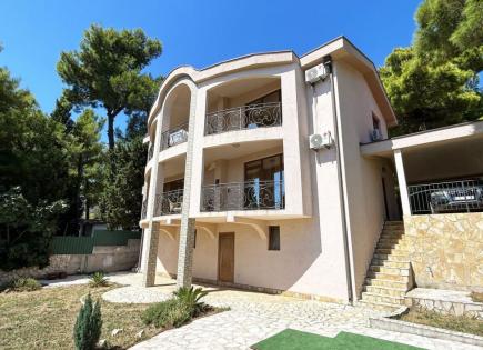 Вилла за 650 000 евро в Баре, Черногория