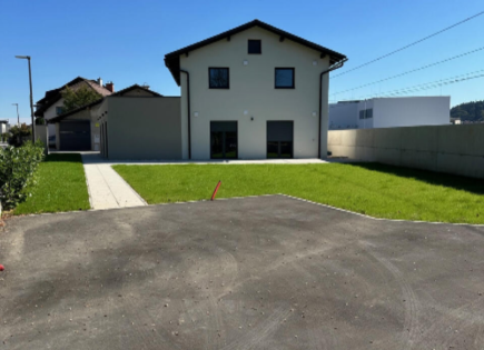 Квартира за 495 000 евро в Любляне, Словения