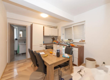 Квартира за 280 000 евро в Любляне, Словения