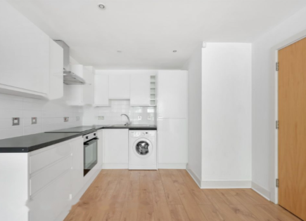 Квартира за 373 750 евро в Лондоне, Великобритания