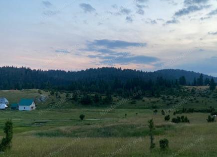 Земля за 245 000 евро в Жабляке, Черногория