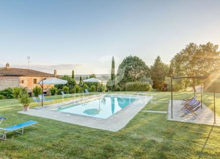 Дом за 1 490 000 евро в Фояно-делла-Кьяне, Италия