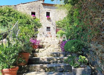 Вилла за 399 000 евро в Пистое, Италия