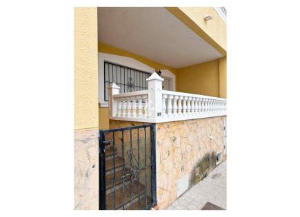 Апартаменты за 550 евро за месяц в Ориуэле, Испания