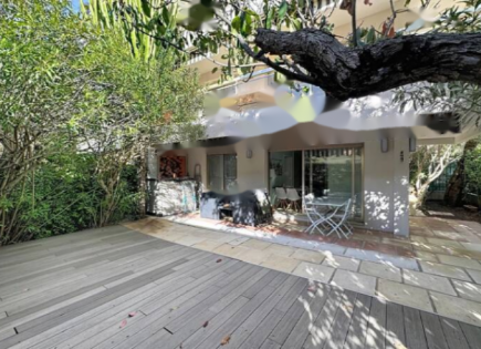 Квартира за 399 000 евро в Каннах, Франция