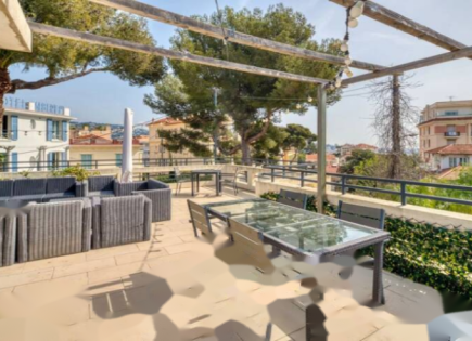 Квартира за 1 790 000 евро в Каннах, Франция