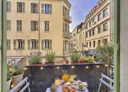 Квартира за 389 000 евро в Каннах, Франция