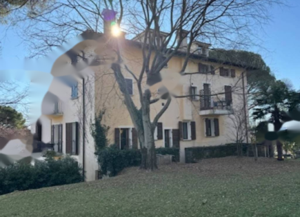 Квартира за 184 000 евро в Гориции, Италия