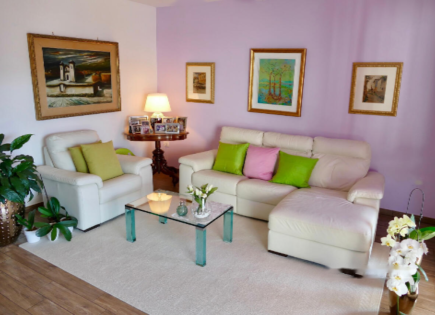 Дом за 569 000 евро в Копере, Словения