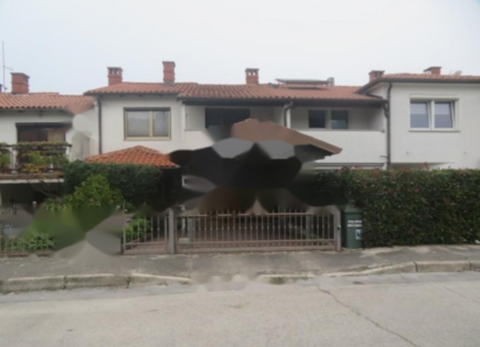 Дом за 800 000 евро в Изоле, Словения