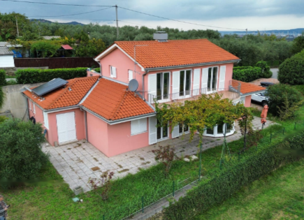 Дом за 690 000 евро в Копере, Словения