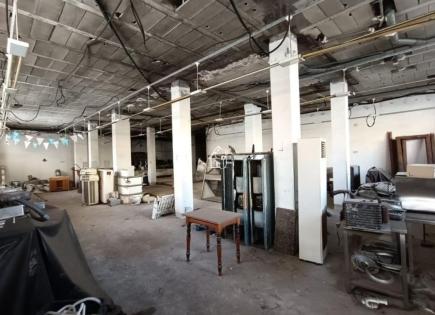 Магазин за 1 500 евро за месяц в Торревьехе, Испания