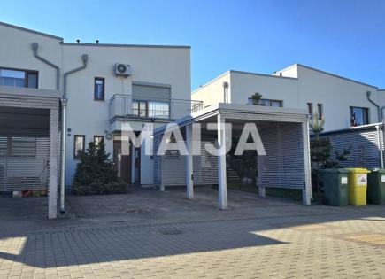 Квартира за 290 000 евро в Пиньки, Латвия