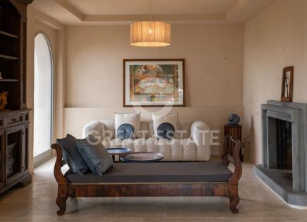 Дом за 4 200 000 евро в Лишано-Никконе, Италия