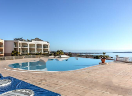 Квартира за 252 000 евро в Каннах, Франция