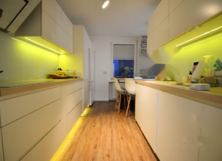 Квартира за 435 000 евро в Любляне, Словения