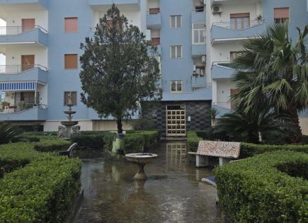 Квартира за 259 000 евро в Скалее, Италия