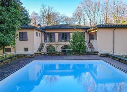 Вилла за 2 490 000 евро в Борго-Тичино, Италия