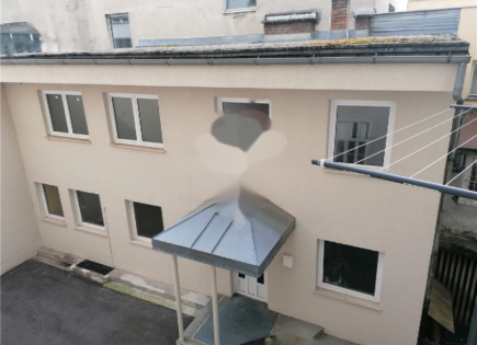 Офис за 550 000 евро в Любляне, Словения