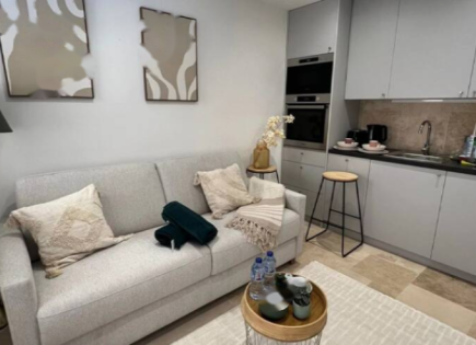 Квартира за 255 000 евро в Каннах, Франция