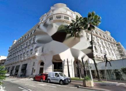 Квартира за 297 000 евро в Каннах, Франция