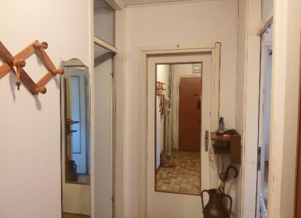 Квартира за 239 000 евро в Сежане, Словения