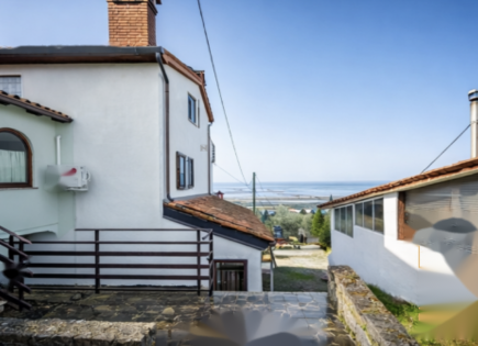 Квартира за 674 000 евро в Пиране, Словения