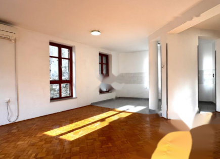 Квартира за 348 000 евро в Копере, Словения