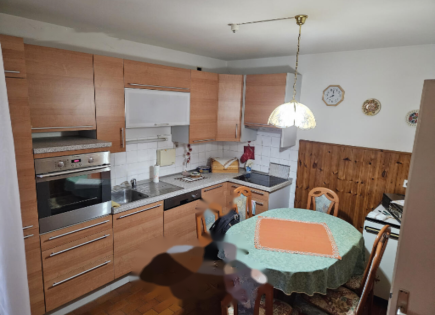 Квартира за 220 000 евро в Сежане, Словения